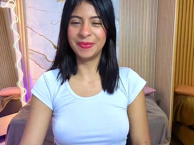 Sandyy-tay live cam on BongaCams