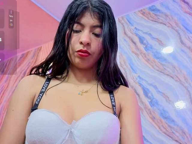 Sandyy-tay live cam on BongaCams