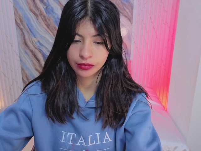 Sandyy-tay live cam on BongaCams