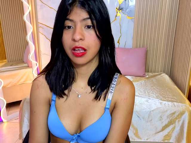 Sandyy-tay live webcam show