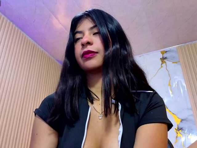 Sandyy-tay live cam on BongaCams
