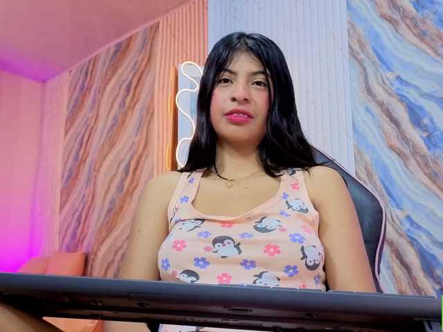 Sandyy-tay live cam on BongaCams