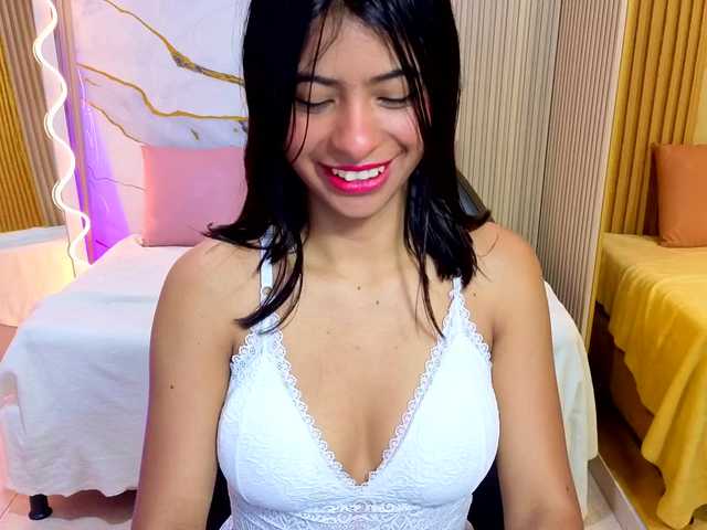 Sandyy-tay live cam on BongaCams