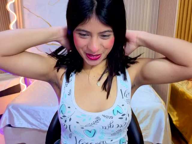 Sandyy-tay live cam on BongaCams
