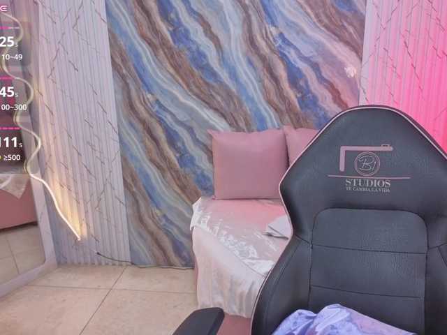 Sandyy-tay live cam on BongaCams