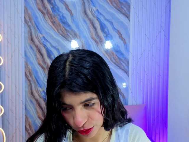 Sandyy-tay live cam on BongaCams