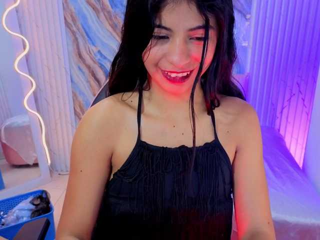 Sandyy-tay live cam on BongaCams