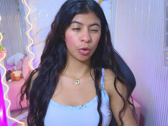 Sandyy-tay's BongaCams show and profile