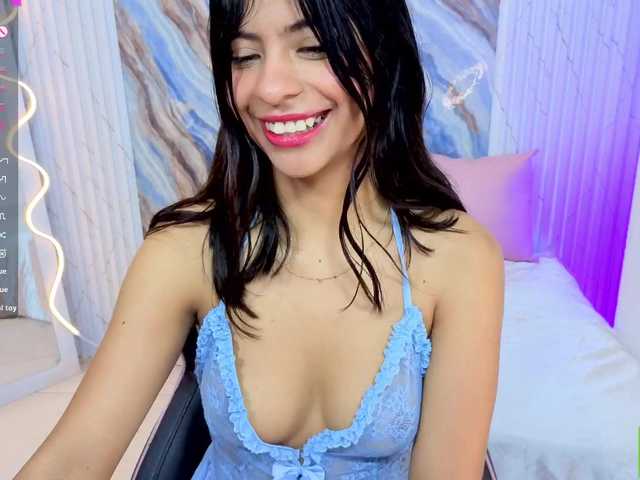 Sandyy-tay live cam on BongaCams