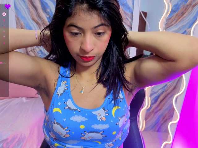 Sandyy-tay live cam on BongaCams