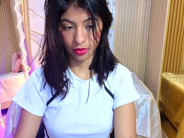 Sandyy-tay live cam on BongaCams