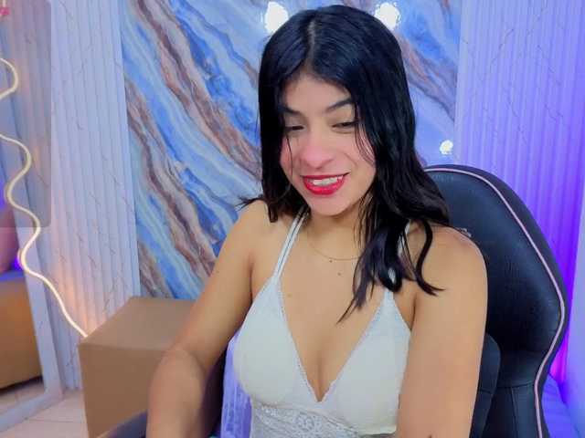 Sandyy-tay live cam on BongaCams