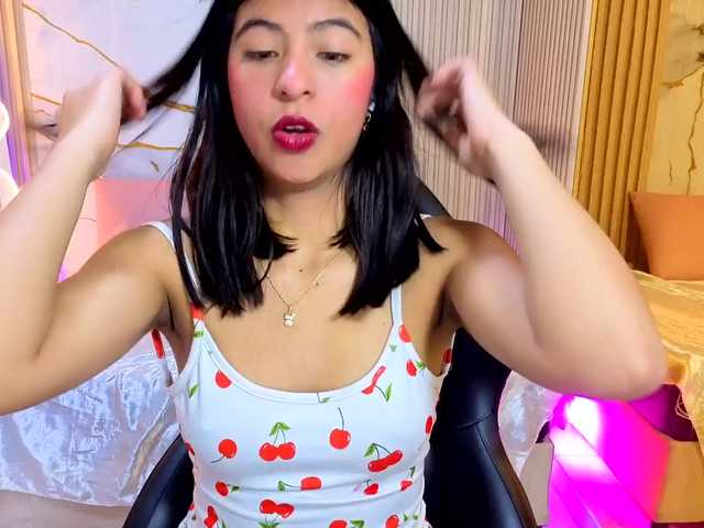 Sandyy-tay live cam on BongaCams