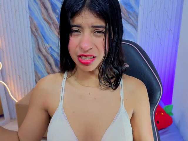 Sandyy-tay live cam on BongaCams