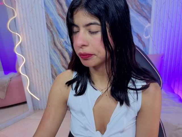 Sandyy-tay live cam on BongaCams