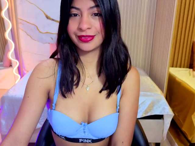Sandyy-tay live cam on BongaCams