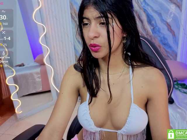 Sandyy-tay — live female cam