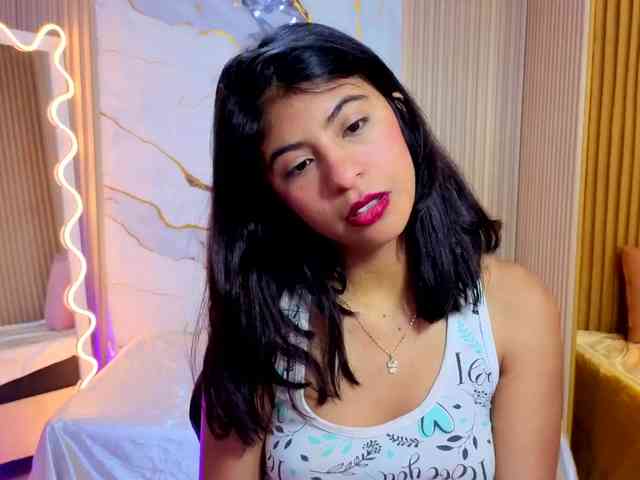 Sandyy-tay webcam