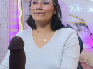 PEACHY-TAY Porn Show