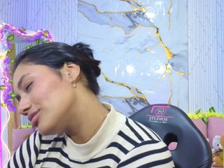 PEACHY-TAY Porn Show