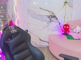 PEACHY-TAY Porn Show