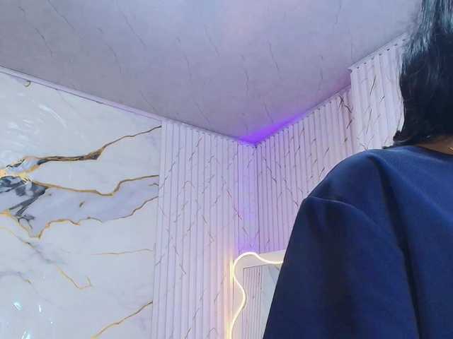 PEACHY-TAY live cam on BongaCams