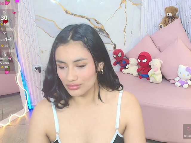 PEACHY-TAY live cam on BongaCams