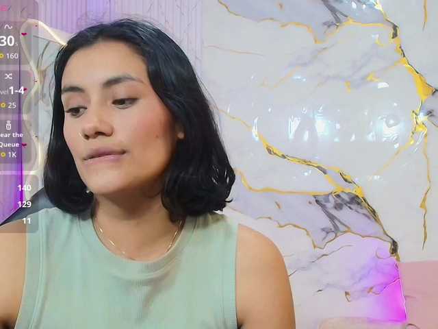 PEACHY-TAY live cam on BongaCams