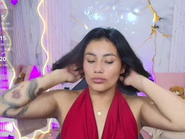 PEACHY-TAY live cam on BongaCams