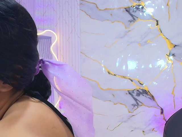 PEACHY-TAY live cam on BongaCams