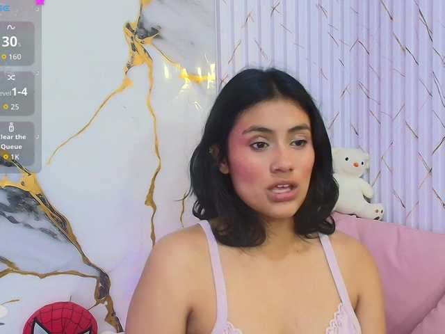 PEACHY-TAY live cam on BongaCams
