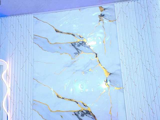 PEACHY-TAY live cam on BongaCams