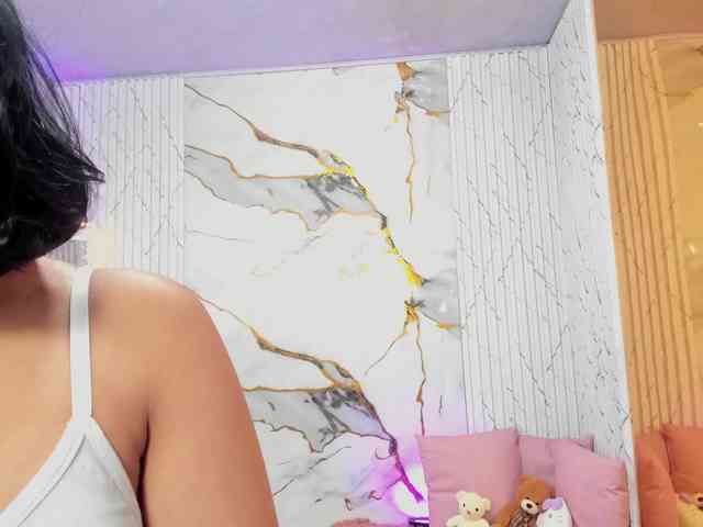 PEACHY-TAY webcam