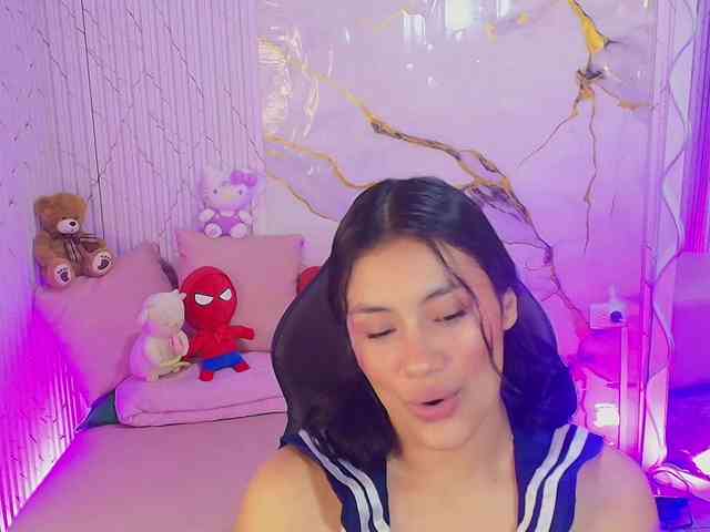 PEACHY-TAY webcam