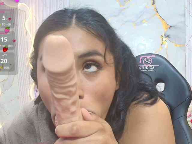 PEACHY-TAY webcam