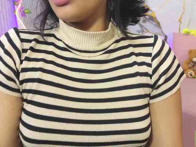 PEACHY-TAY webcam