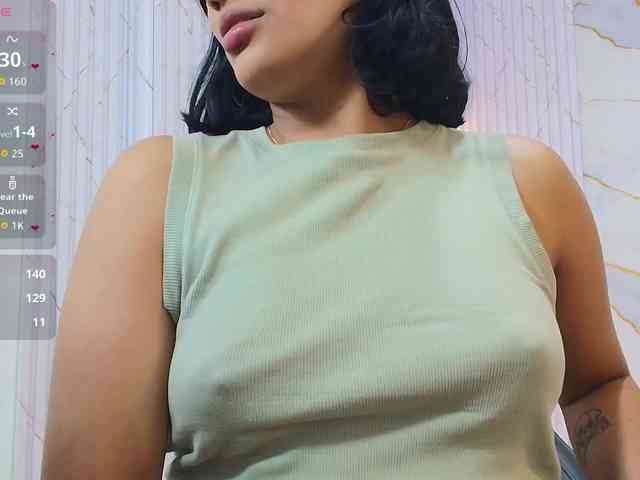 PEACHY-TAY webcam