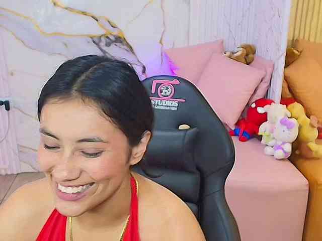 PEACHY-TAY webcam