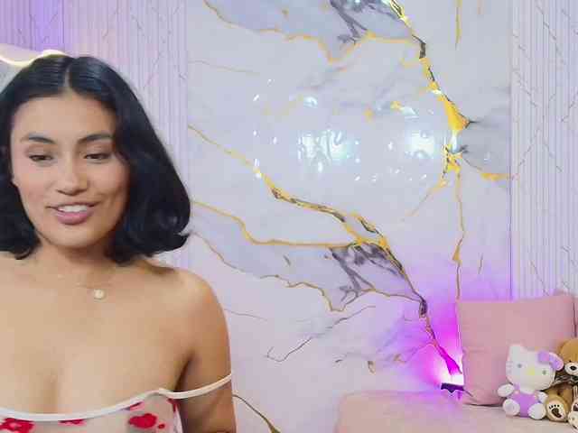 PEACHY-TAY webcam