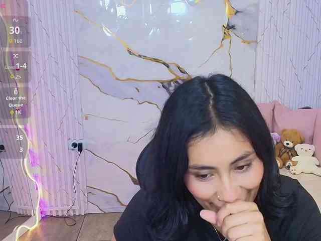PEACHY-TAY webcam