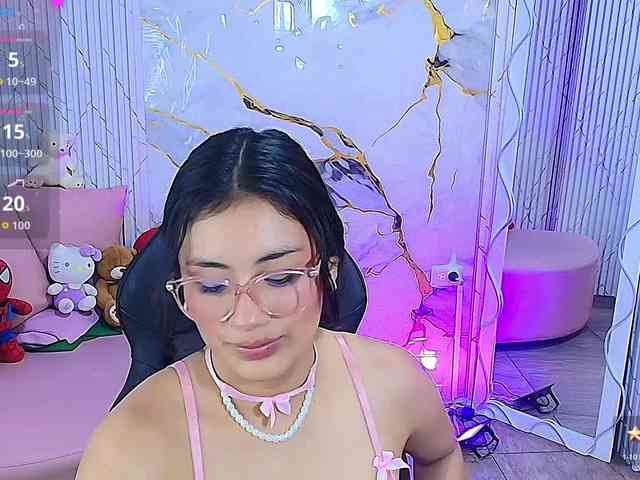 PEACHY-TAY webcam