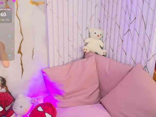 PEACHY-TAY webcam