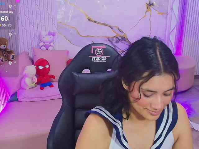PEACHY-TAY webcam