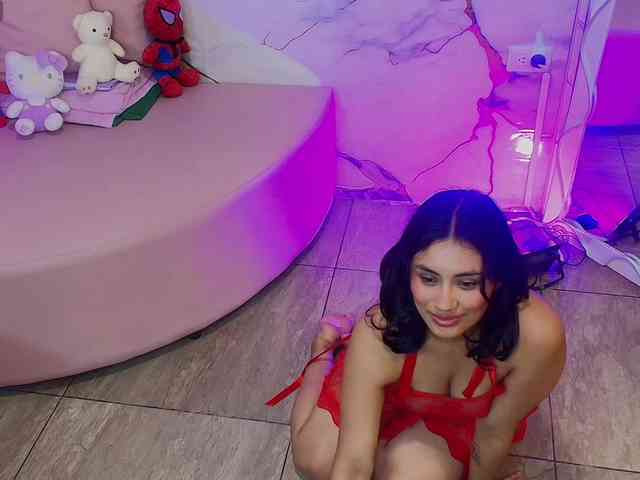 PEACHY-TAY webcam