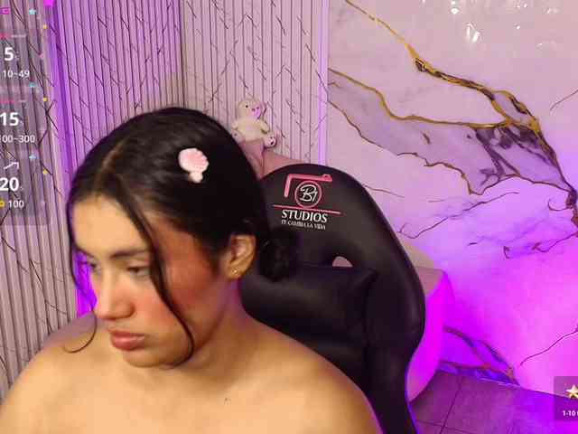 PEACHY-TAY webcam
