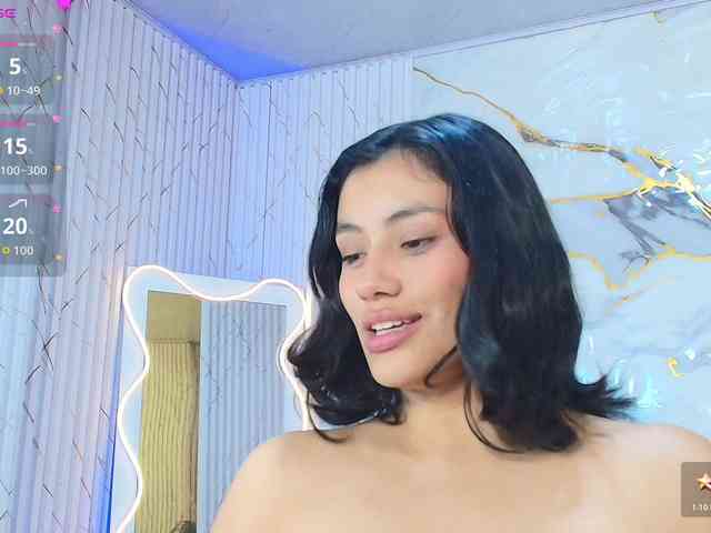 PEACHY-TAY webcam
