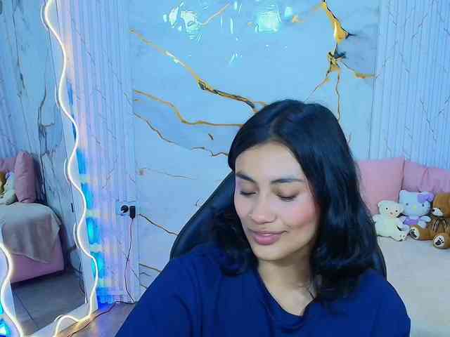 PEACHY-TAY webcam