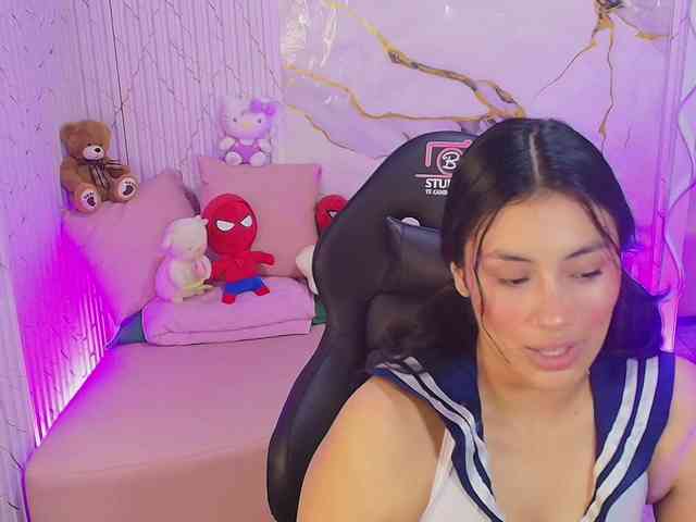 PEACHY-TAY webcam