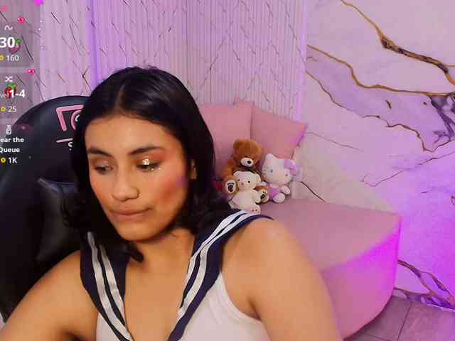 PEACHY-TAY webcam