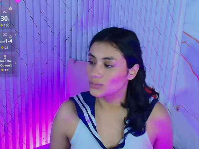 PEACHY-TAY webcam